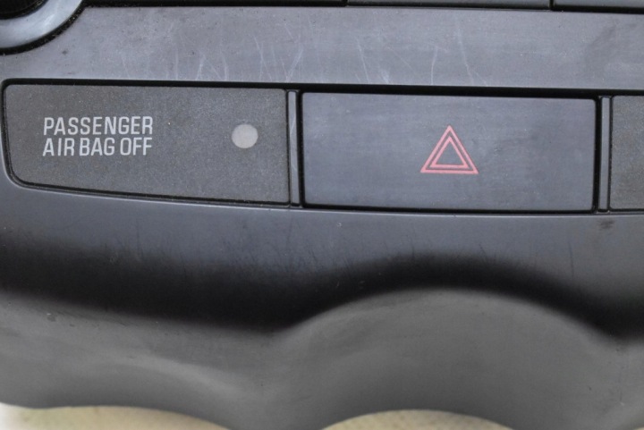 RADIO AUTORADIO CD PANNEAU RADIO 8002A920XA MITSUBISHI ASX 1 I 10-12