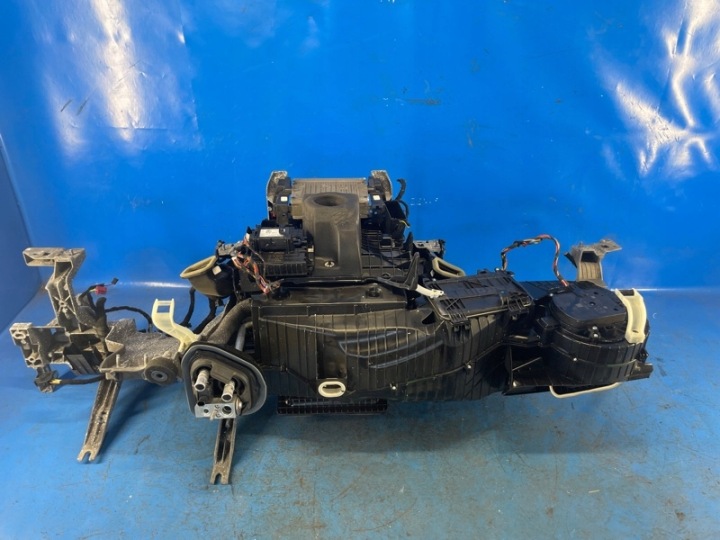 RENFORCEMENT TABLEAU DE BORD INSTRUMENTATION 51 45 9 624 953 BMW XM (G09) 23-