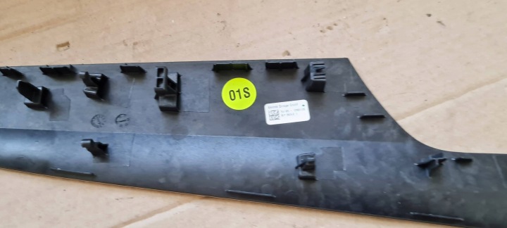 A6 C8 4K MOULURE DÉCORATIVE DÉCOR PORTES DROIT AVANT 4K5867410E 3LP