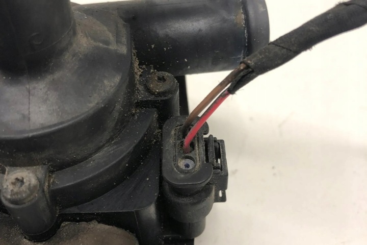 PETIT MOTEUR CIRCULATION EAU BMW 5 (F10) 17669711 2.0L DIESEL 135KW 2011