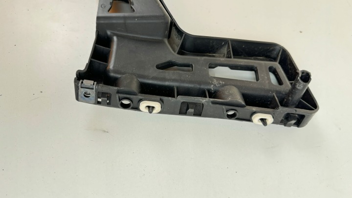 PEUGEOT 5008 I 2009 2017 GLISSIÈRE FIXATION PARE-CHOCS ARRIÈRE GAUCHE 9686264380