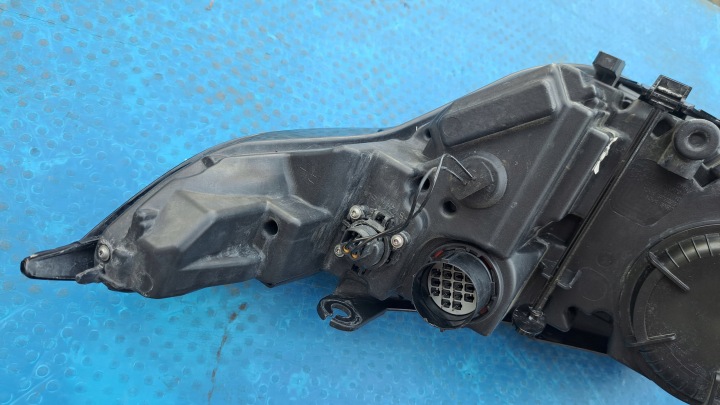 PHARE AVANT DROITE BI XÉNON 15- RANGE ROVER EVOQUE XÉNON GJ32-13W029EA EUROPE