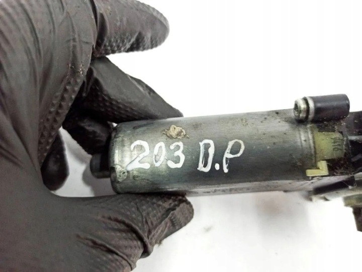 PETIT MOTEUR AVANT DROIT SIÈGES MERCEDES-BENZ E (W211) 0390203002 3.0L