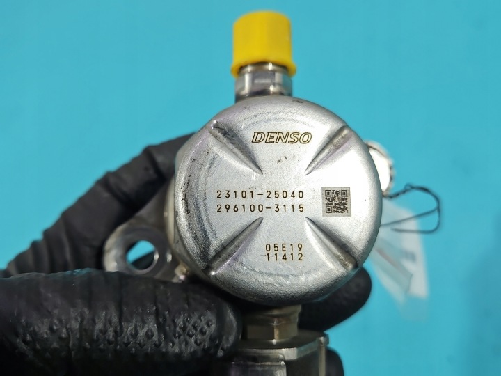 POMPE POMPE CARBURANTS TOYOTA RAV4 V 2.5 HYBRIDE 23101-25040 296100-3115 2 GOUPILLE