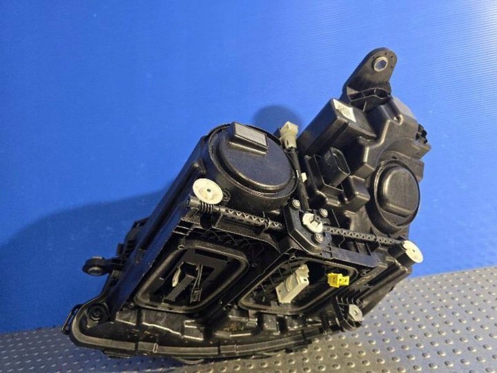 MERCEDES-BENZ E W213 LIFT MULTIBEAM A2139061605 PHARE AVANT AVANT DROITE