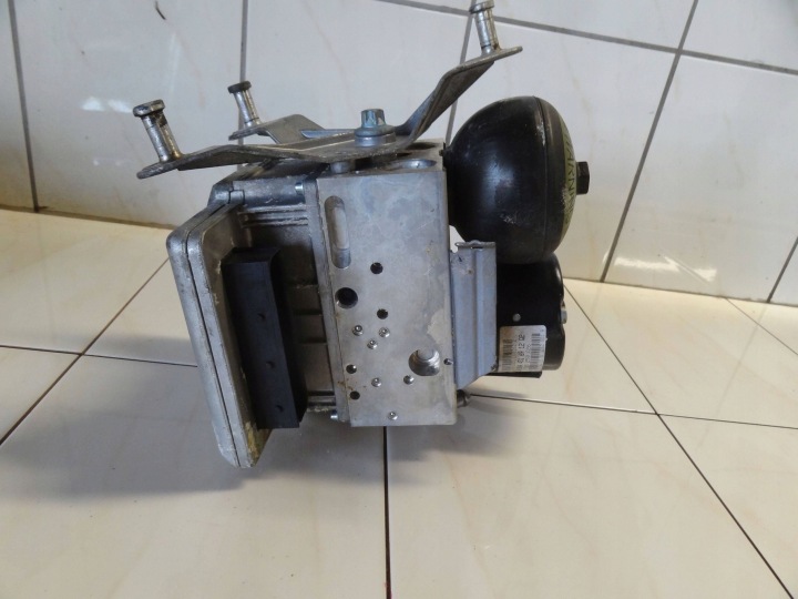 MERCEDES-BENZ E W211 POMPE ABS 0265960013