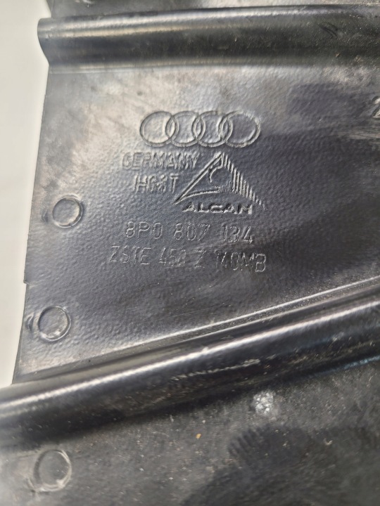 DÉFLECTEUR ZONES DE DÉFORMATION DROITE AUDI A3 05-08 8P0807134