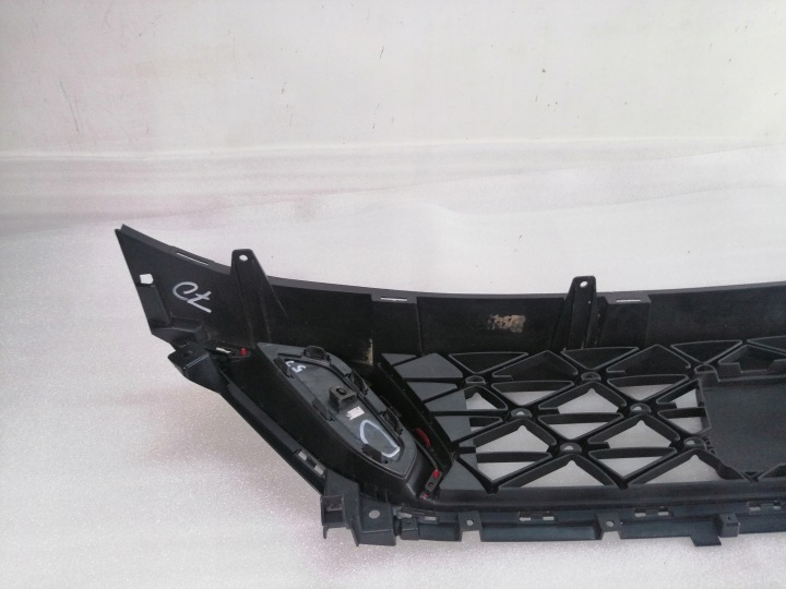 KIA CEED III LIFT GT GRILLE CENTRALE PARE-CHOCS 86579-J7LA0