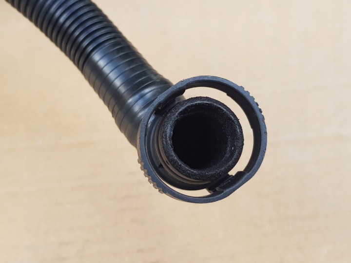 SÉPARATEUR CONDUITES DE DÉRIVATION TUBES EMPHYSÈME AUDI A6 C6 2.8 FSI 3.2 FSI 06E103217T