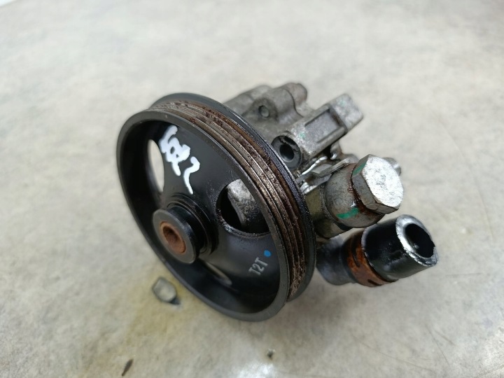 POMPE AMPLIFICATEUR OPEL ASTRA J 96837813 1.6 16V