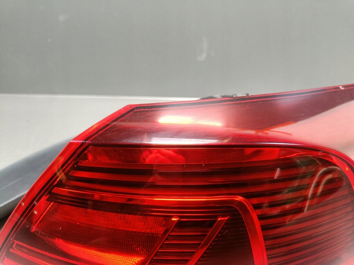 VW PASSAT CC LIFT 12-16R PHARE DROITE ARRIÈRE ARRIÈRE 3C8945208T
