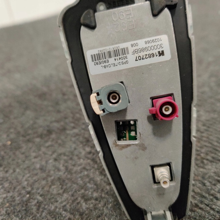 BMW 3 E92 E93 ANTENNE GPS GOUPILLE 6959146 2010