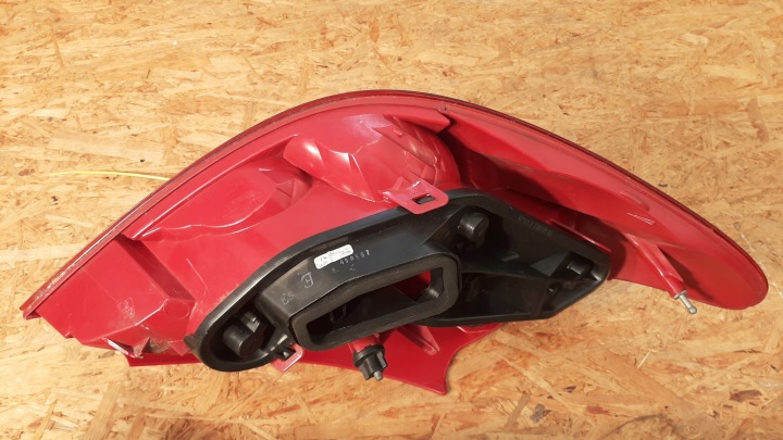 PEUGEOT 207 3D 5D PHARE ARRIÈRE ARRIÈRE DROITE 9649986580-02