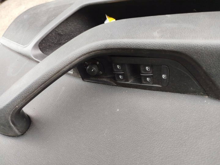 COLLECTEUR PORTES GARNITURE GAUCHE AVANT SKODA SUPERB 3V1867013A