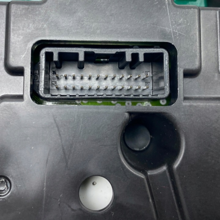 TABLEAU DE BORD COMPTEUR RENAULT TRAFIC III 248100572R