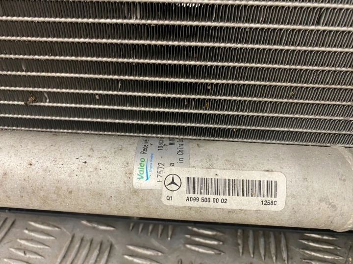 MERCEDES-BENZ GLE (W166 C292) 2018 RADIATEUR ENSEMBLE