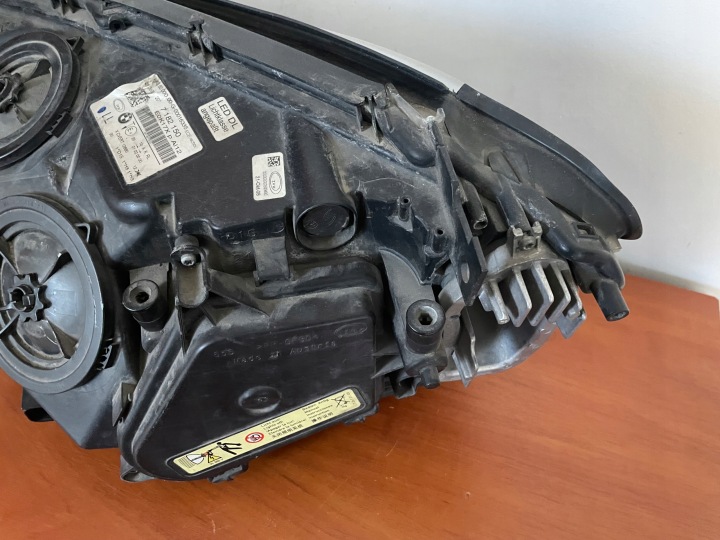 COMPLÈTE PHARE DROIT AVANT DYNAMIC XÉNON BMW F01 F02 F04 EUROPE 7182150