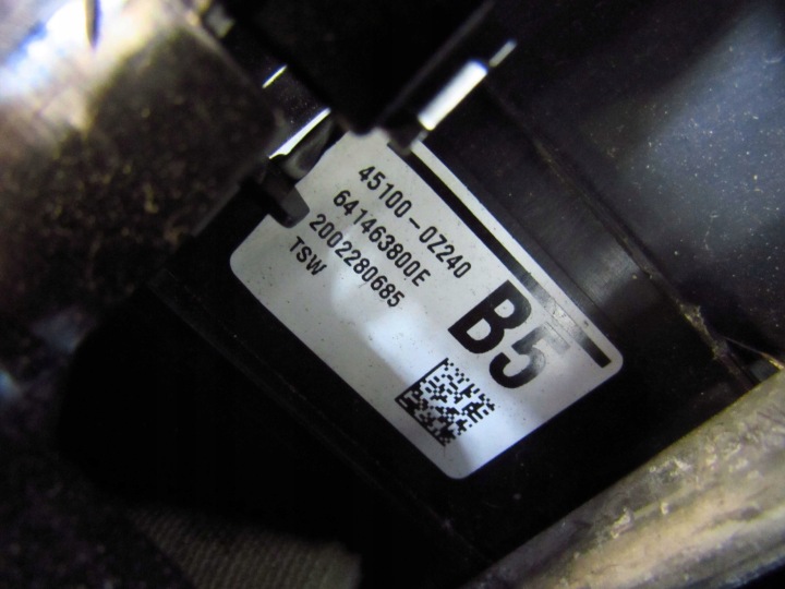 TOYOTA COROLLA XII E21 16-22 VOLANT CUIR MULTIFUKCJA 45100-0Z240