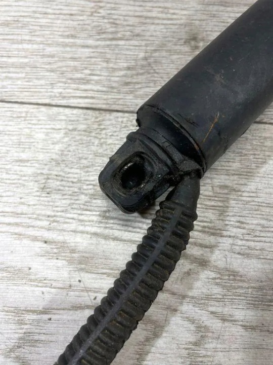 DROIT SERVOMOTEUR COUVERCLES DE COFFRE COUVERCLES DE COFFRE BMW 3 TOURING (F31) 7432374 2.0L DIESEL