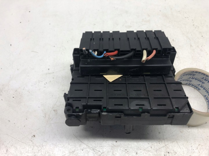 MODULE BSM B2 9657608880 BOÎTE BZPIECZNIKOW PEUGEOT CITROEN DELPHI