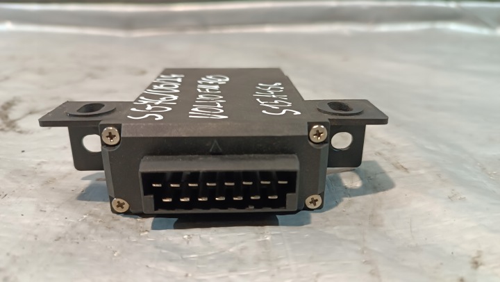 MODULE CONTRÔLEUR RELAIS VOLVO 16178789