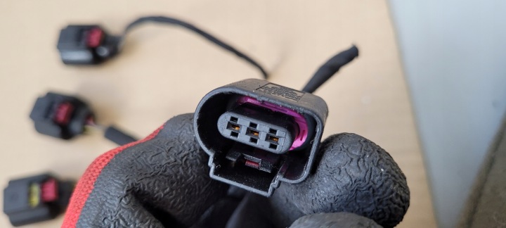A5 8W PUCE PUCE RACCORD 8K0973703G A4 B9 8W Q5 A6 C7