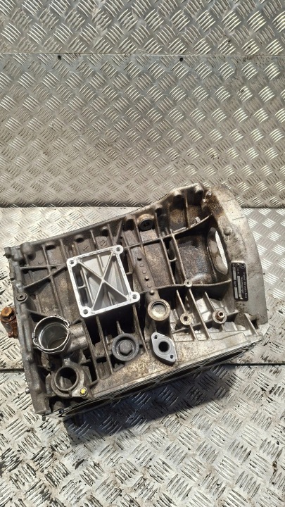 BLOC MOTEUR MERCEDES W203 1.8