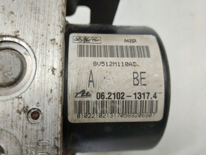 POMPE ABS 8V512M110AD FORD FIESTA MK7 1.4 16V