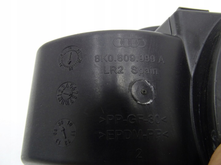 CLAPET GOULOTTE DE REMPLISSAGE CARBURANTS AUDI A4 B8 LIFT BERLINE LZ7L 8K0809999A