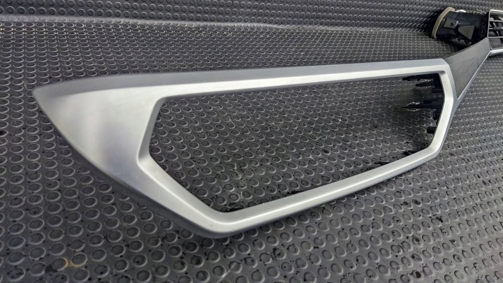 BMW 3 G20 G21 G22 G23 G26 6811456 9624725 6811456 DÉCOR PANNEAU DAB