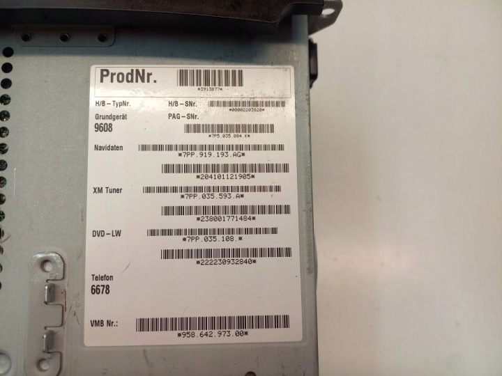 PORSCHE CAYENNE 7P PCM RADIO NAVIGATION