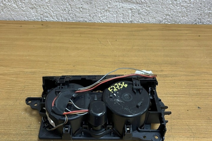 POIGNÉE SUR GODETS AUDI A8 (4H_) 4H2857195A DIESEL 2011