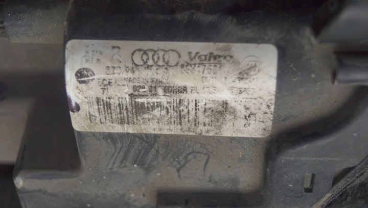 AUDI A5 8T PHARE DROIT AVANT UK (C2552)