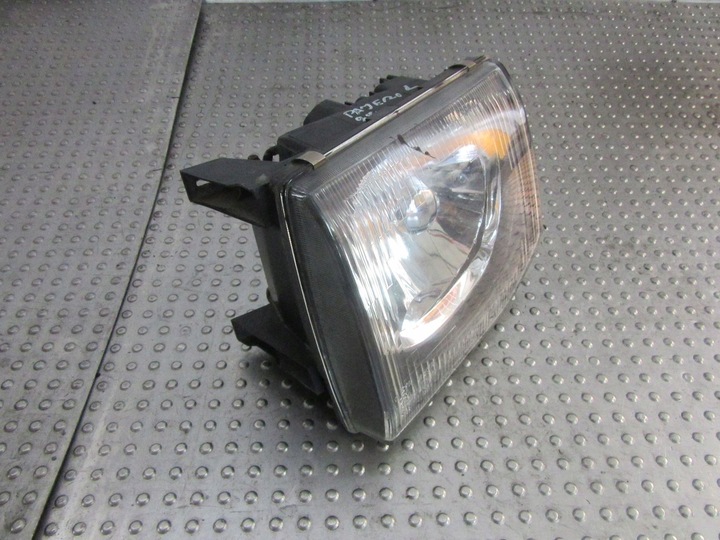 MITSUBISHI PAJERO II 1998 FARO PARTE DELANTERA EUROPA 