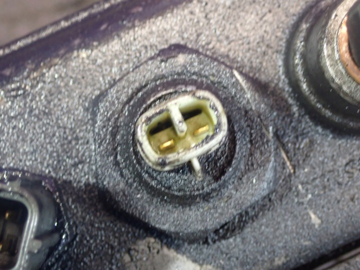 MAZDA 323F BJ 00-03 LIFT 2.0 D 101KM POMPE INJECTION RF4F13800