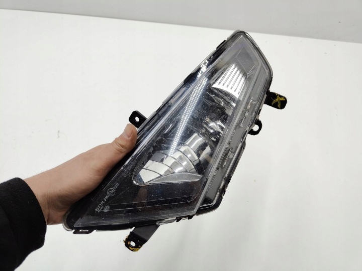 SEAT IBIZA IV FR PHARES ANTIBROUILLARD DROIT AVANT AVANT DROIT 179588-01