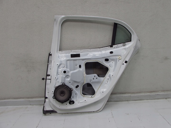 RENAULT MEGANE IV HAYON 15-24 PORTES ARRIÈRE DROIT