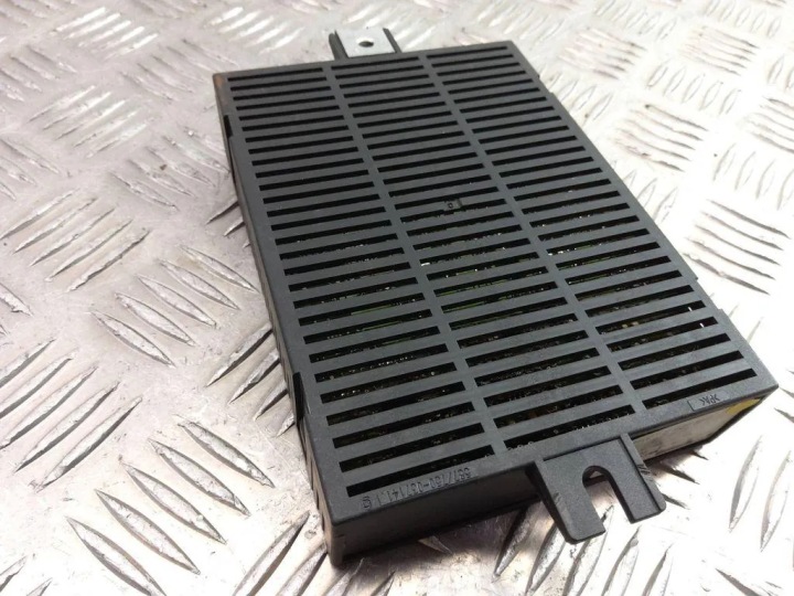 MODULE DE COMMANDE D'ÉCLAIRAGE BMW 7 (E65, E66, E67) 037069063 3.6L GASOLINE 200KW 2003
