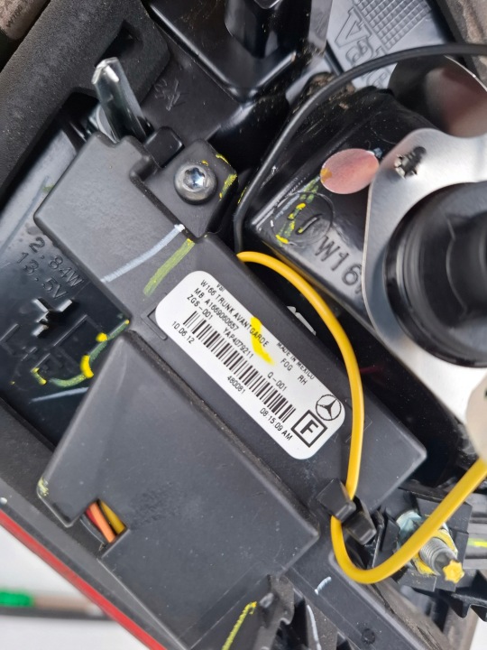 MERCEDES W166 PHARE ARRIÈRE 1669060757 1669060657 1669063201 1669063301 LED 4X