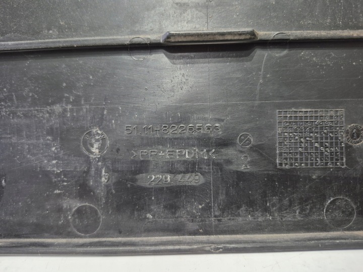 BMW SÉRIE 5 E39 96-03 RONDELLE FIXATION CADRE DE PLAQUE D'IMMATRICULATION ORIGINE