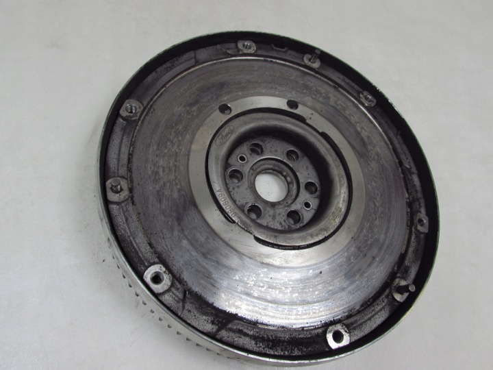 VOLVO V50 FORD C-MAX FOCUS 1.8 2.0 ESSENCE EMBRAYAGE DOUBLE VOLANT COLLIER