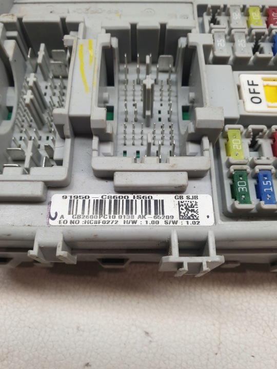 HYUNDAI I20 II 14-20 MODULE BCM BOÎTE FUSIBLES 91950-C8600