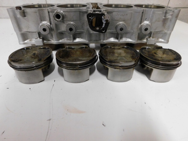 SUZUKI GSF 1250 W705 PISTON PISTONS