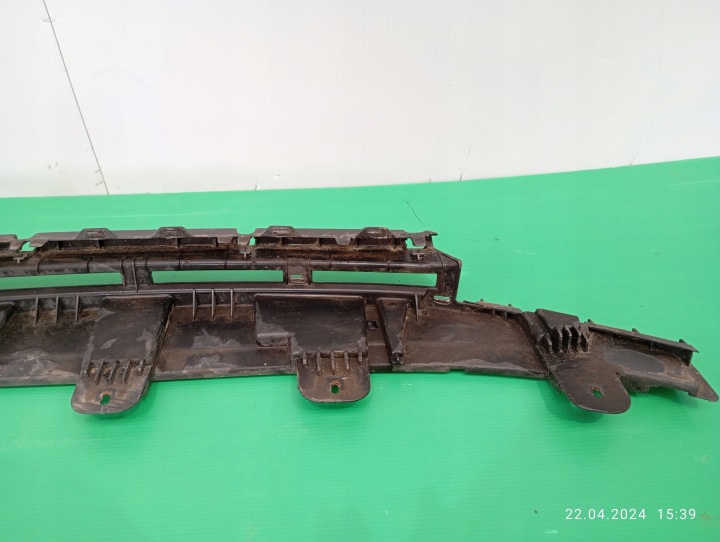 RENFORCEMENT INFÉRIEUR PARE-CHOCS AVANT AUDI TT 8J0807233F