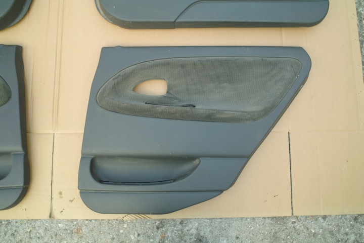 VOLVO S40 I V40 I LIFT GARNITURE PORTES VELOURS GAUCHE DROIT AVANT ARRIÈRE ENSEMBLE