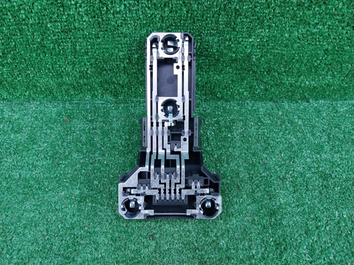 VW PASSAT B5 COMBI UNIVERSEL DOUILLE D'AMPOULE ARRIÈRE DROIT GAUCHE ORIGINAL 3B9945257