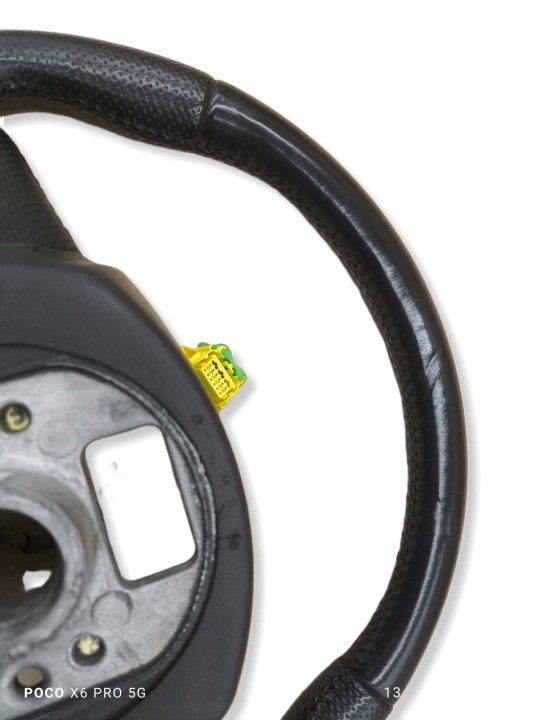 VOLANT MILIEU AUDI A4 S4 B8 8K A5 8T 62286000A 8K0419091BB