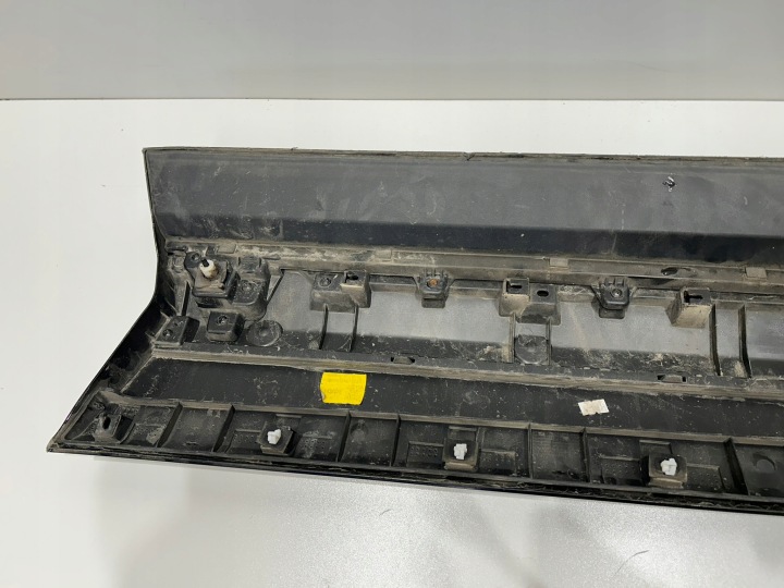 KIA EV9 EV 9 GT LINE MOULURE PORTES DROITE AVANT DROIT AVANT ORIGINAL