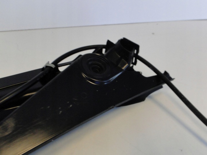MERCEDES DOUBLURE DE PASSAGE DE ROUE ML GL GLE GLS 166 292 A1668300028