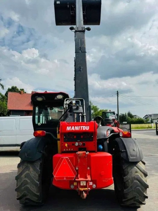 MANITOU 741-140 V PREMIUM CHARGEUR TÉLESCOPIQUE MANITOU 741-140 PREMIUM 20